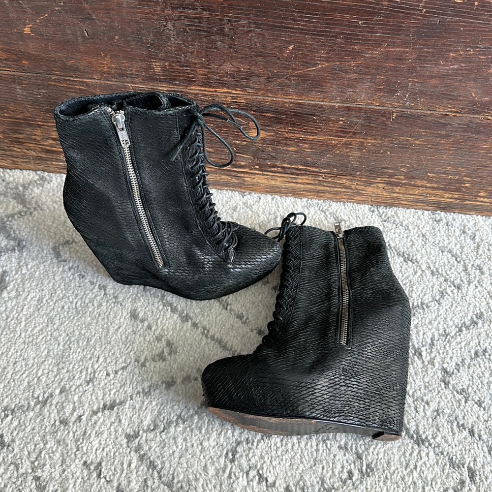 Elizabeth and James black suede snake skin wedge boots. Size 7.5